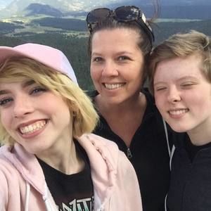 Meet your Posher, Brandy